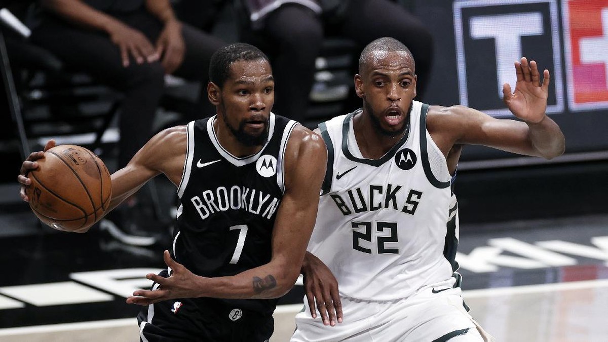 FOTO: Nets Unggul 2-0 Atas Bucks di Playoff NBA