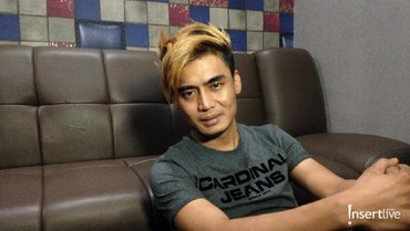 img-title Muhammad Daud Ungkap Alasan Pilih Charly Van Houten Bawakan Lagu Tulang Rusuk