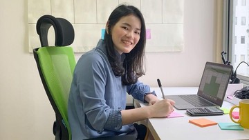 PEKERJAAN YANG DILAKUKAN OLEH FELICIA PUTRI