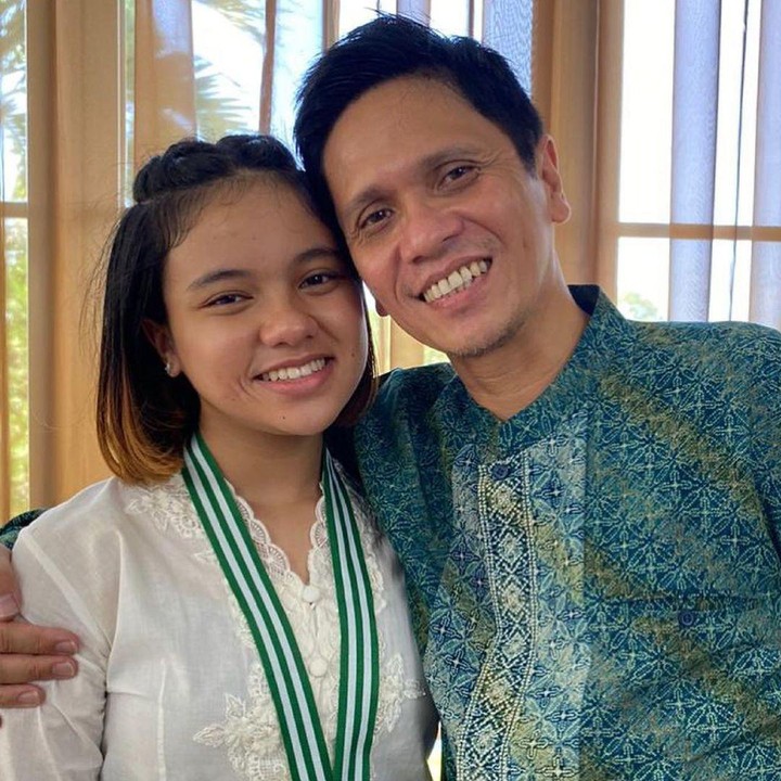 <p>Si bungsu Mieke Namira kini berusia 15 tahun. Mieke juga kerap menghabiskan waktu bersama ayahnya. (Foto: Instagram @gilangramadhan.drummer/ @shahnaz.haque)</p>