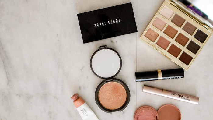 Daftar Makeup Murah di Bawah 50 Ribu yang Aman dan Terdaftar di BPOM