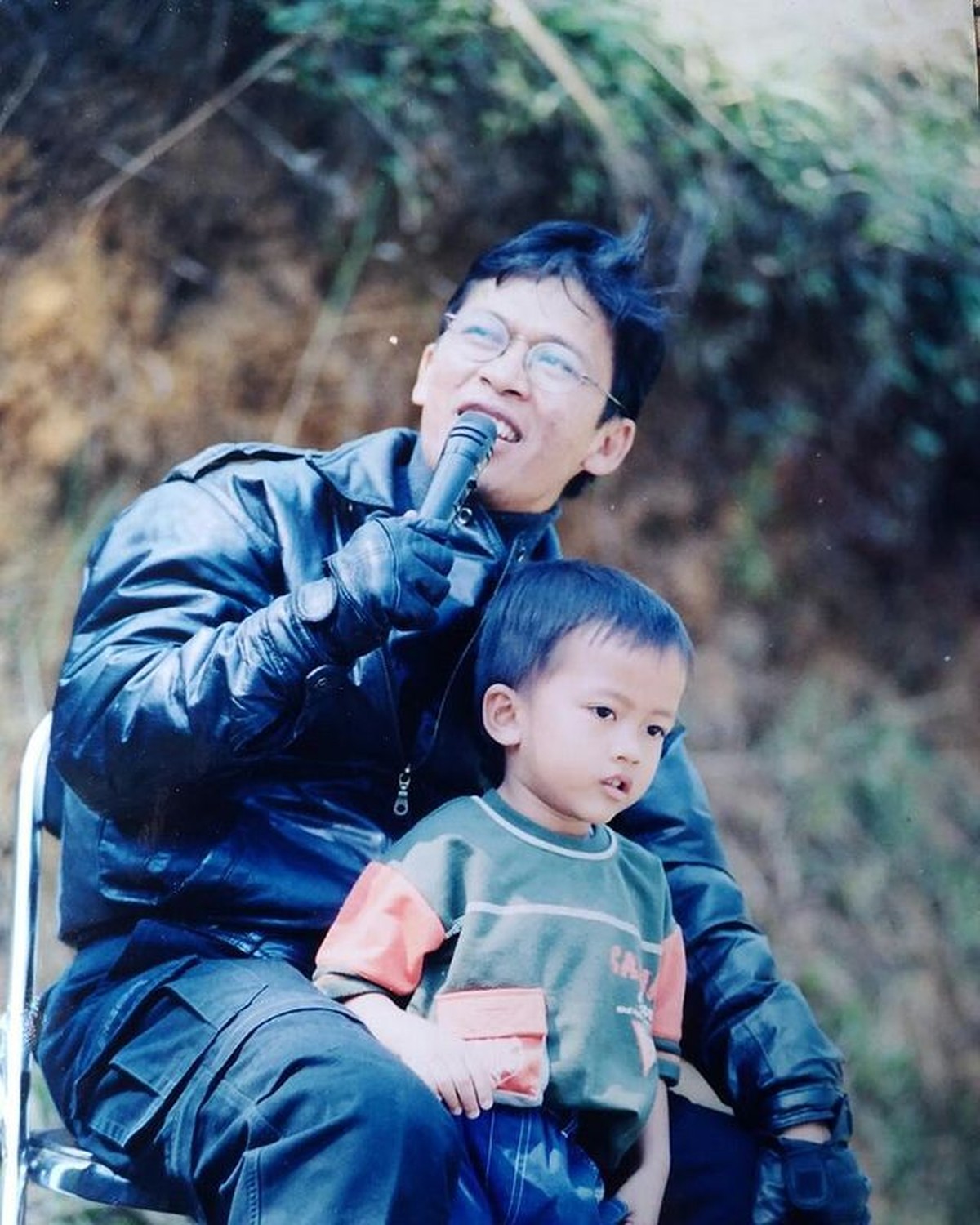 Pernikahan Aa Gym dan Teh Ninih dikarunia tujuh orang anak&period; Yuk kita lihat potret kebersamaan Aa Gym dan anak-anaknya&excl;