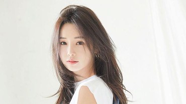 img-title Nam Gyu Ri Jadi Aktris Glamor Penuh Luka di Drama 'You Are My Spring'