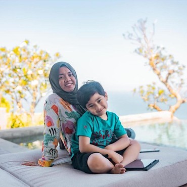 Rafathar Dibully, Mbak Lala Pasang Badan Beri Pembelaan