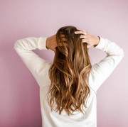 Warna Cat Rambut Nggak Sesuai Ekspektasi, Apa Penyebabnya?