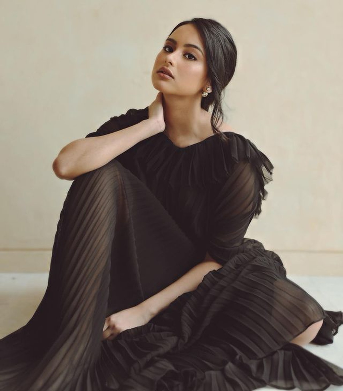 Adik Maudy Ayunda di potret kelulusan Maudy Ayunda mencuri perhatian&period; Yuk kita intip sosok Amanda Khairunnisa ini&excl;