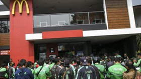 Dari Medan Hingga Yogya, Manajeman McD Tak Infokan Kerumunan