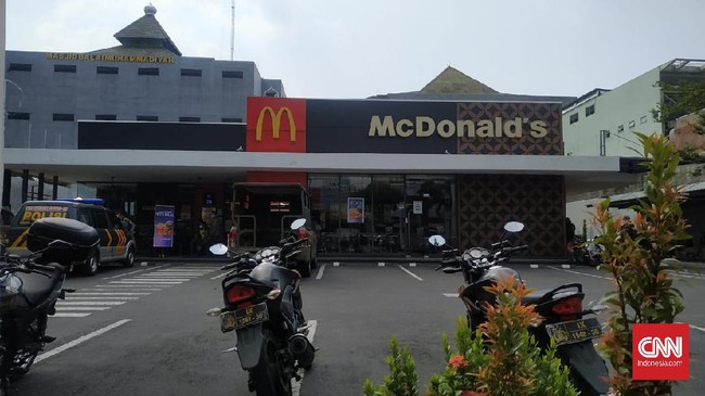 Wali Kota Solo Gibran Rakabuming menyebut kerumunan bisa diantisipasi jika pihak McD berkoordinasi sebelum membuka promo paket BTS Meal.