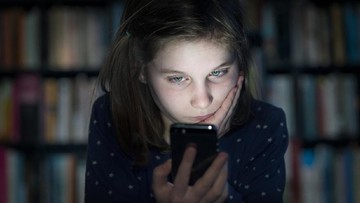 AJARI ANAK CARA MENGHINDARI CYBERBULLYING