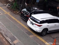 Wanita Malah Marah saat Ditegur Parkir Depan Toko Orang, Ini Aturannya