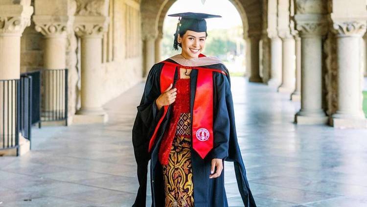 Maudy Ayunda