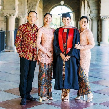 Maudy Ayunda Sukses Dalam Pendidikan, Sang Ibu Kok Malah Ketakutan?