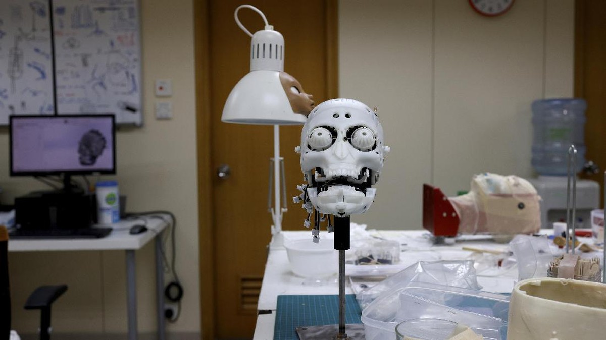 FOTO: Grace, Robot Humanoid Temani Isolasi Mandiri Covid-19