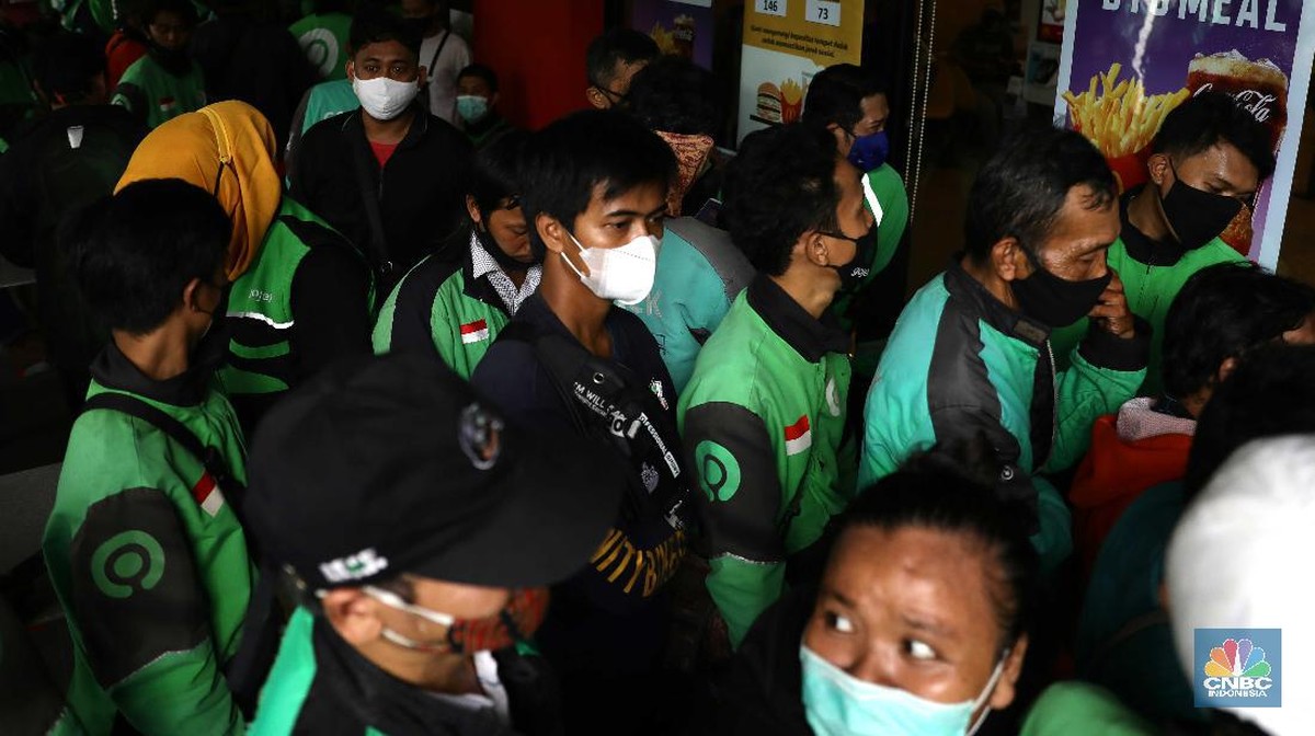 Komdigi Atur Tarif Ojol Antar Makanan dan Barang, Begini Perinciannya