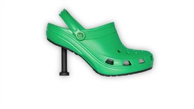 Sandal Karet Hak Tinggi Balenciaga x Crocs Tuai Ragam Reaksi