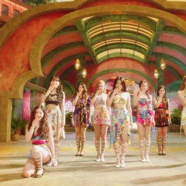 Lirik Lagu Terjemahan Alcohol Free - TWICE