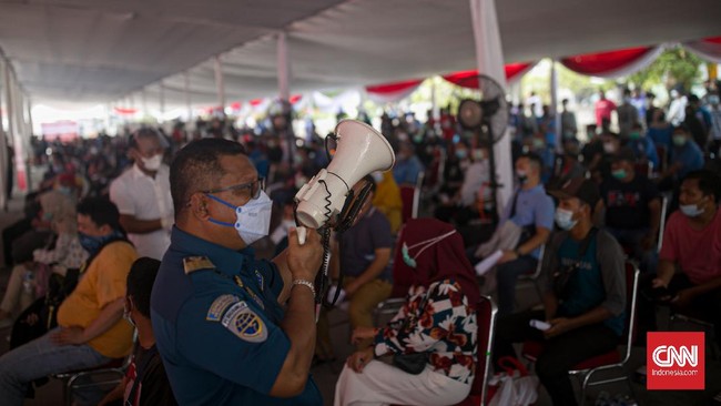Program vaksinasi tanpa syarat domisili digelar di fasilitas pemerintah pusat yang meliputi 33 RS, 39 Poltekkes, dan Kantor Kesehatan Pelabuhan.