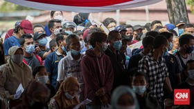 Covid-19 Cengkareng Tertinggi di DKI, Camat Sebut Warga Abai