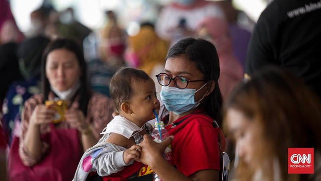 Kebijakan itu dalam rangka akselerasi pelaksanaan vaksinasi covid-19 dengan target 1 juta dosis per hari di Juli 2021.