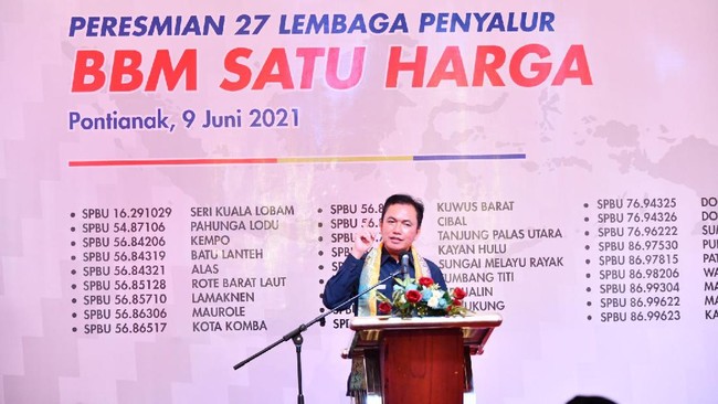 BPH Migas kembali meresmikan 27 SPBU BBM 1 Harga untuk wilayah terdepan, terpencil, tertinggal (3T) secara serentak di TBBM Siantan, Pontianak, Kalbar.