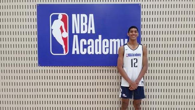 Derrick Michael Xzavierro punya mimpi besar untuk bisa jadi pemain Indonesia pertama yang berlaga di NBA.