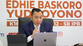 Isak Ibas untuk Ani dan SBY Begitu Jadi Doktor IPB