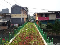 Taman Jembatan Kota Paris di Johar Baru Sudah Rampung Dikerjakan