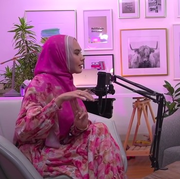 Jawaban Menohok Luna Maya Saat Didesak Kartika Putri soal Kapan Nikah