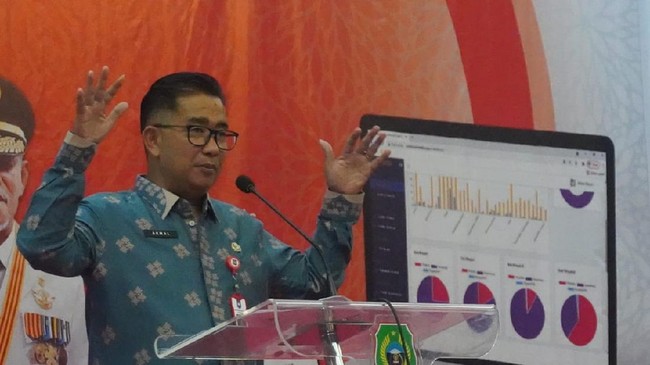 Ditjen Otonomi Daerah Kemdagari meluncurkan aplikasi e-Perda untuk mengatasi regulasi yang terlampau banyak sehingga tak efektif.
