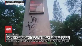 VIDEO: Momen Kelulusan, Pelajar Rusak Fasilitas Umum