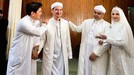 Penampakan Alvin Faiz di Hari Pernikahan Ameer Alvin Faiz gantikan Ustaz Arifin Ilham mendampingi sang adik, Ameer di hari pernikahannya. Yuk kita intip potret penampakan Alvin!