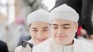 Penampakan Alvin Faiz di Hari Pernikahan Ameer Alvin Faiz gantikan Ustaz Arifin Ilham mendampingi sang adik, Ameer di hari pernikahannya. Yuk kita intip potret penampakan Alvin!