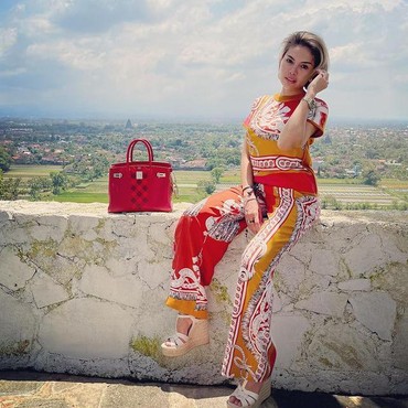 Polisi Resmi Tahan Nikita Mirzani