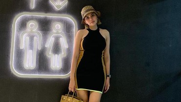 img-title Nikita Mirzani Lagi Bucin Saat Rumah Digeledah Polisi