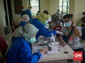 FOTO: Vaksinasi Covid-19 Untuk 18 Tahun ke Atas di DKI