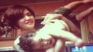 Foto Masa Kecil Dul Jaelani Dul Jaelani mengunggah sebuah video yang berisi kumpulan foto saat ia masih kecil bersama Maia membuat netizen mewek. Yuk kita intip!