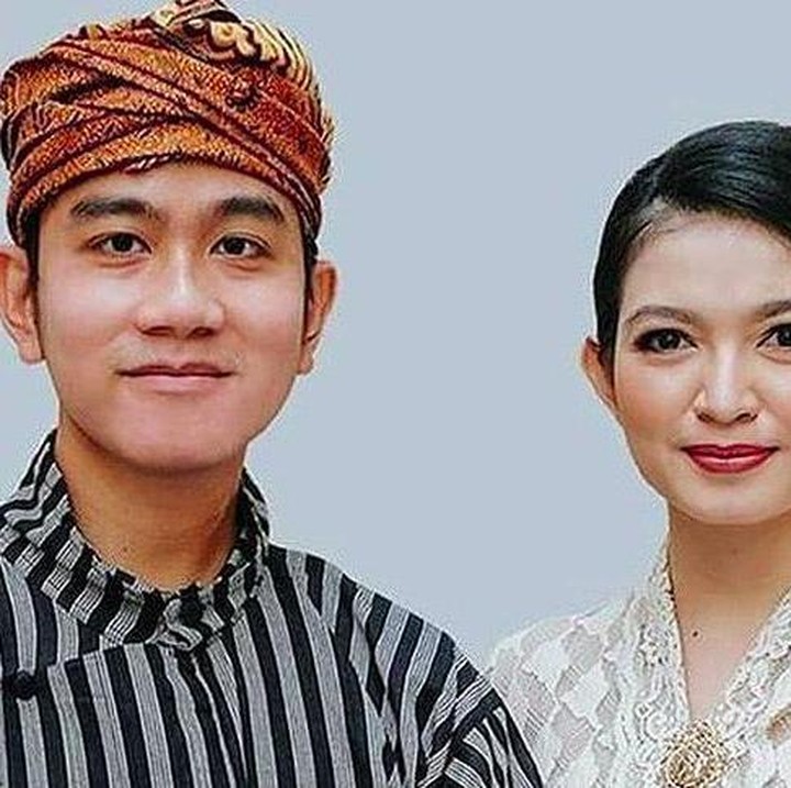<p>Gibran Rakabuming dan Selvi saling jatuh cinta ketika di Singapura, Bunda. Hal ini diceritakan oleh rekan sekamar Selvi, Ning Wiyarti ketika di Singapura. (Foto: Instagram @selvi_gibran)</p>