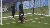 FOTO: Persiapan Turki vs Italia Jelang Pembuka Euro Timnas Turki dan Italia sudah melakukan persiapan terakhir jelang bertemu pada laga pembuka Piala Eropa UEFA Euro 2020 (Euro 2021).
