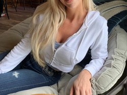 Model OnlyFans Diusir dari Villa, Disangka Buat Konten Porno