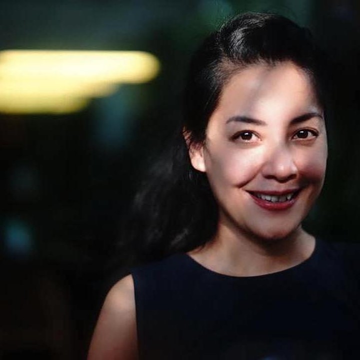 <p>Kemudian, nama Lulu Tobing terus meroket saat tampil dalam sinetron <em>Tersanjung</em> dan berlanjut hingga beberapa musim. (Foto: Instagram @lutob)</p>