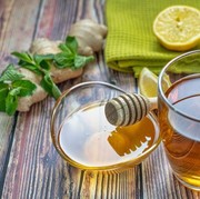 Kenapa Nggak Boleh Langsung Tidur Setelah Minum Madu? Ini Alasannya...