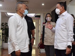 Pesan Menpora ke Wartawan yang Akan Keliling Indonesia Naik Motor
