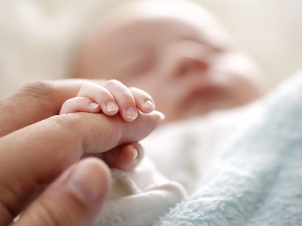 Kisah Bayi yang Terlahir dari Tiga DNA Berbeda, Kok Bisa?