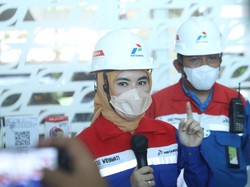 Intip Garasi Dirut Pertamina yang Masuk Daftar Wanita Paling Berpengaruh di Dunia