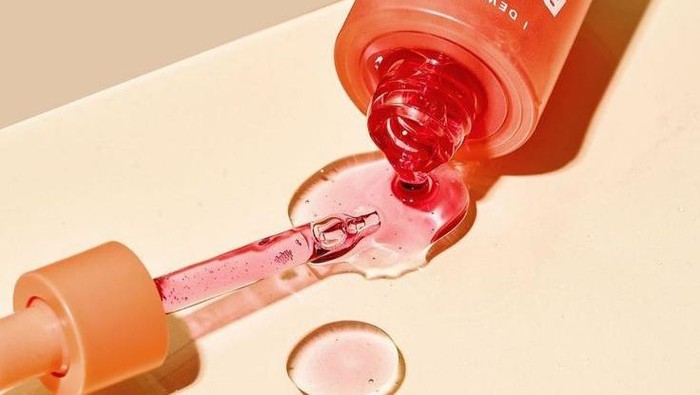 5 Serum Lokal Multifungsi dengan Kombinasi Bahan Ter-Epic, Atasi Berbagai Masalah Kulitmu! 5 Serum Lokal Multifungsi dengan Kombinasi Bahan Ter-Epic, Atasi Berbagai Masalah Kulitmu!
