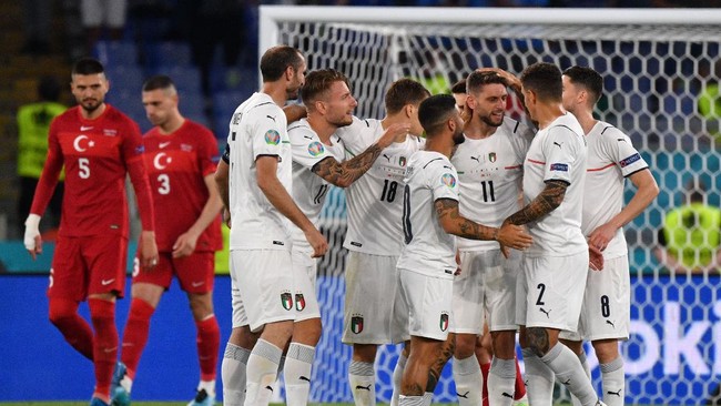 Timnas Italia yang diarsiteki Roberto Mancini memburu kemenangan kedua saat bersua Swiss di Grup A Euro 2020 (Euro 2021).