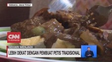 VIDEO: Lebih Dekat dengan Pembuat Petis Tradisional