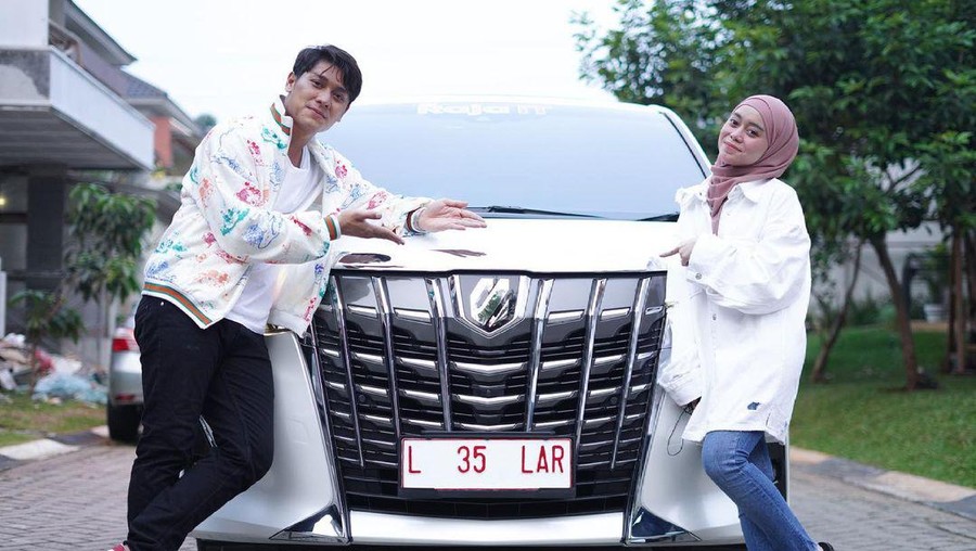 Rizky Billar dan Lesti Kejora