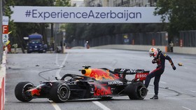 Verstappen Marah ke Hamilton Usai F1 GP Inggris