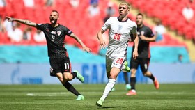 Inggris vs Jerman: Rooney Sarankan Singkirkan Pemain Man City